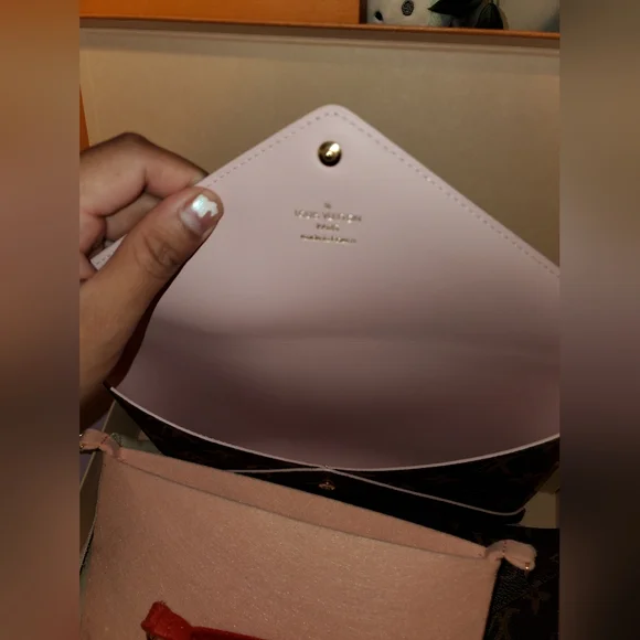 Louis Vuitton Kirigami Monogram - Picture 7 of 10